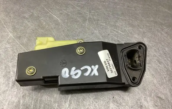 Volvo XC90 Central locking motor 30716837