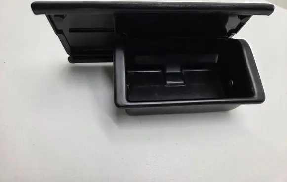 Audi A4 S4 B5 8D Car ashtray 8D0857961A
