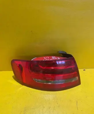 Audi A4 S4 B8 8K Tailgate rear/tail lights