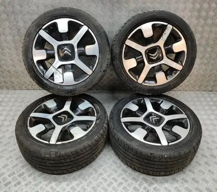 Citroen C4 Cactus R17 alloy rim 9800494077