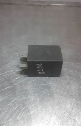Audi A8 S8 D2 4D Other relay 431955531 SME12V 72WA101