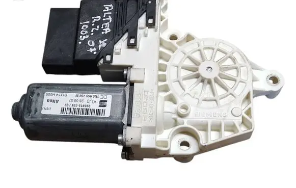 Seat Altea XL Rear door window regulator motor 1K0959704M 995915334 S1114H006