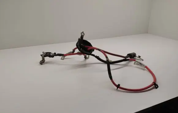 Land Rover Evoque I Positive cable (battery) Ej3214308ac