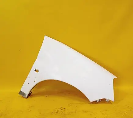 Peugeot Partner Fender