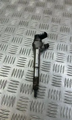 Audi A4 S4 B9 Fuel injector 04L130277AC