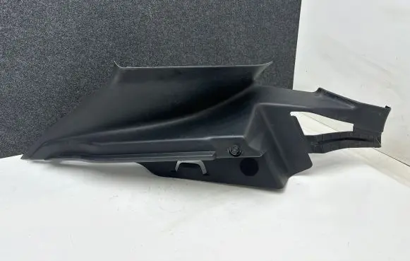 Volvo V40 Tailgate/trunk side cover trim 31389390