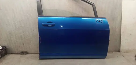 Nissan Tiida C11 Front door 