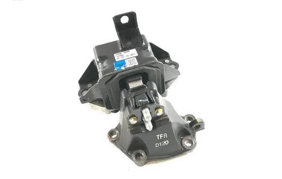 Hyundai Tucson TL Engine mount bracket 21830D3200