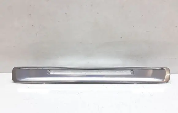 Radio/GPS head unit trim