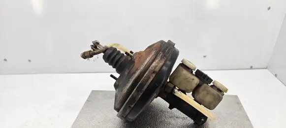 Mercedes-Benz COMPAKT W115 Brake booster