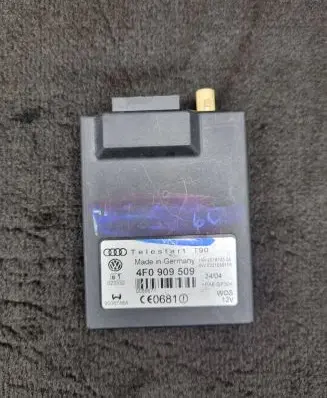 Audi Q7 4L Antenna control unit 4F0909509