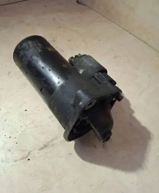 Volvo V70 Starter motor 005831253