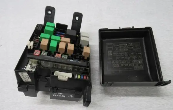 KIA Sportage Fuse box set 91455-3U514