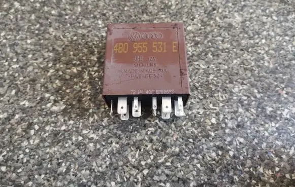 Audi A6 S6 C5 4B Other relay 4B0955531E