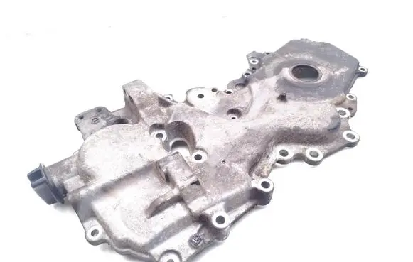 Nissan Qashqai Timing chain cover 