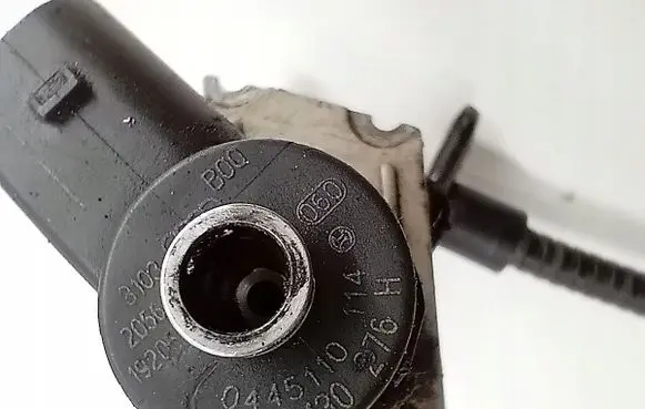 Audi A8 S8 D2 4D Fuel injector