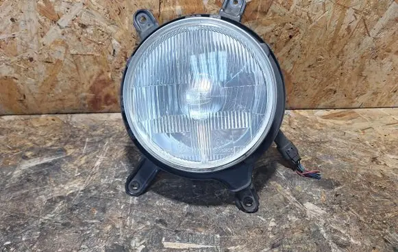 Nissan Patrol Y60 Headlight/headlamp