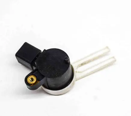 Chevrolet Camaro Brake pedal sensor switch 10366474