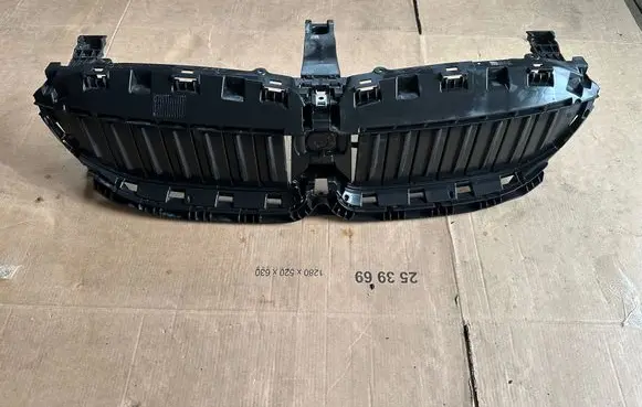 BMW 3 G20 G21 Front grill 9465188 2001150873 19354P3606