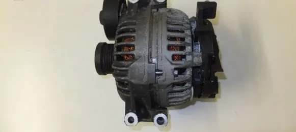 BMW 3 E90 E91 Generator/alternator 0124525083 7542529