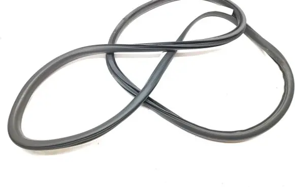 Renault Espace V (RFC) Rear door rubber seal (on body) 