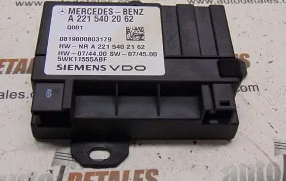 Mercedes-Benz GL X164 Fuel injection pump control unit/module A2215402062