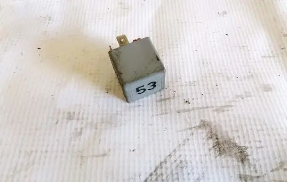 Volkswagen Transporter - Caravelle T4 Other relay 141951253b 22200007