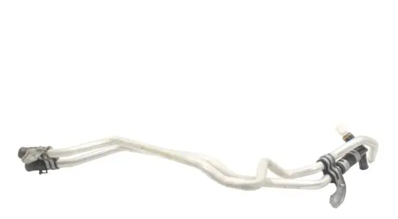 Toyota Prius (XW50) Engine coolant pipe/hose
