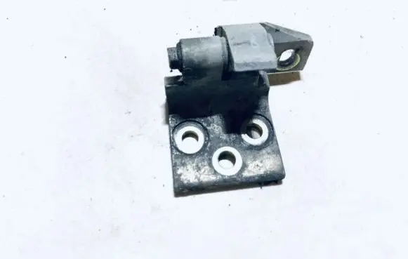 Citroen Berlingo Front door upper hinge