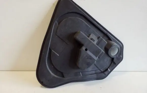 Other rear door trim element