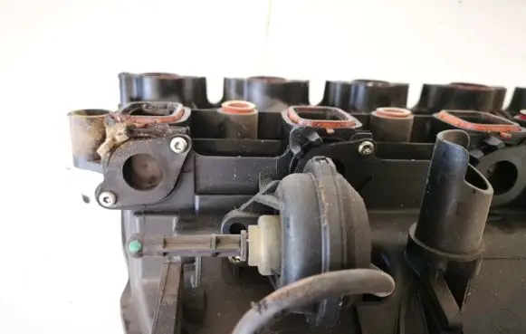 Valve vacuum