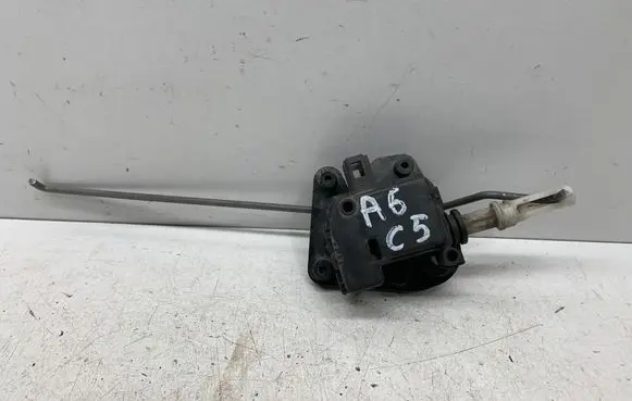Audi A6 S6 C5 4B Fuel tank cap lock 8E9827833
