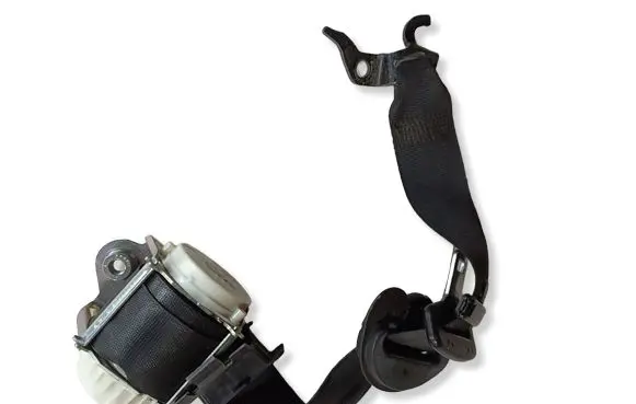 BMW 3 E90 E91 Front seatbelt 33035173