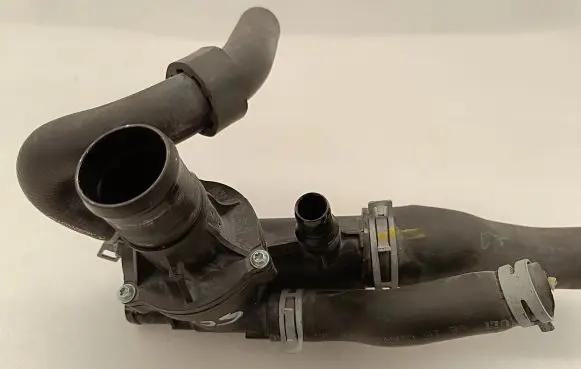 Mercedes-Benz C W205 Engine coolant pipe/hose A6262000182 110616618R