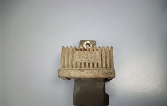 Renault Scenic II - Grand scenic II Glow plug pre-heat relay 7790115078