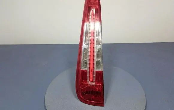 Ford C-MAX I Rear/tail lights 2SK009504