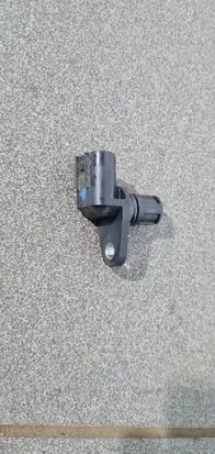 Suzuki Jimny Crankshaft position sensor 33220-76G11