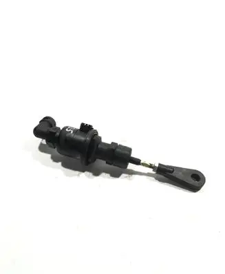 Hyundai ix35 Clutch master cylinder E000H8H