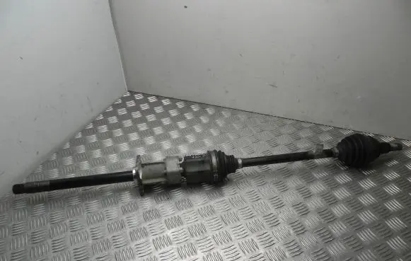 Maserati Ghibli Front driveshaft 0670007077 VD20239