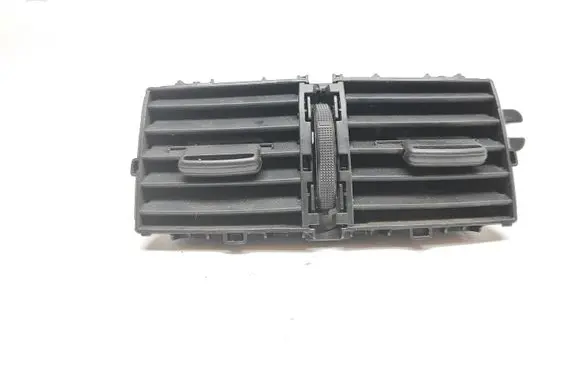 Nissan X-Trail T32 Rear air vent grill 687944GA0B 687944GA0A