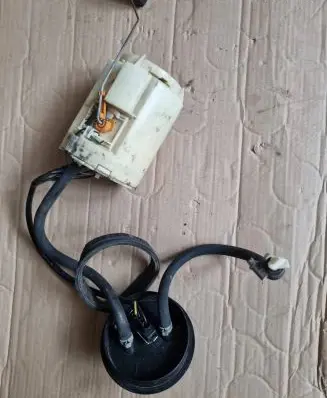 Volkswagen PASSAT B3 In-tank fuel pump