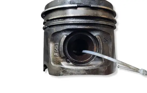BMW 3 E90 E91 Piston N47