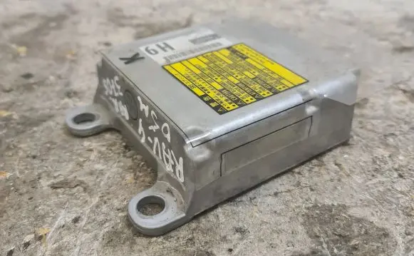 Toyota RAV 4 (XA20) Airbag control unit/module 1523006912