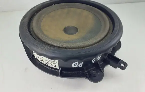 Audi A3 S3 8P Front door speaker 8P0035411B 7606500214