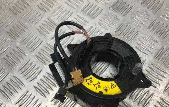 Land Rover Discovery 4 - LR4 Airbag slip ring squib (SRS ring) YRC500070