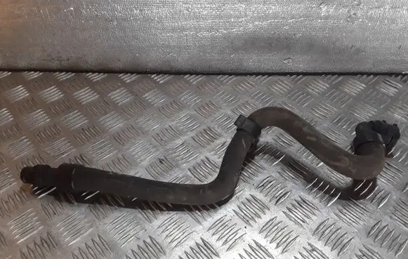 Opel Insignia A Engine coolant pipe/hose