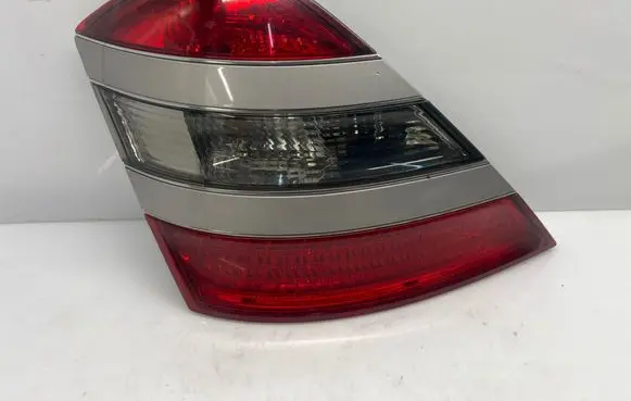 Rear/tail lights