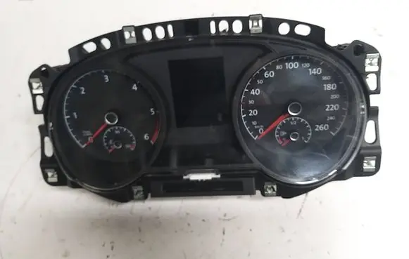 Volkswagen Golf VII Speedometer (instrument cluster) 5G1920741