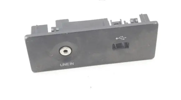 Ford Focus AUX in-socket connector 