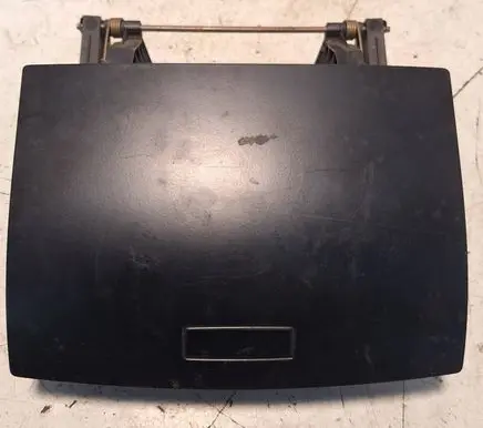 Volkswagen Touareg I Glove box 7L6857919D